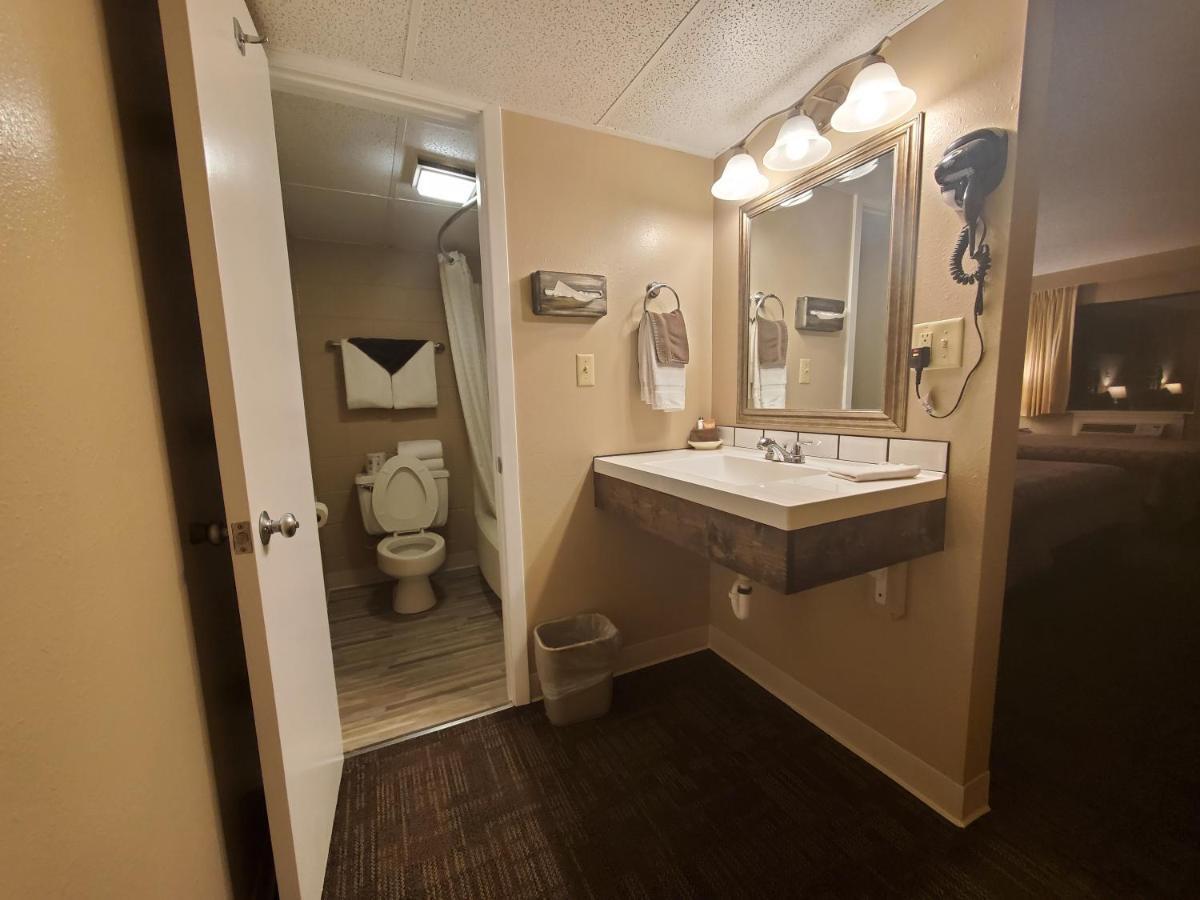 Kansas Country Inn Oakley Kültér fotó
