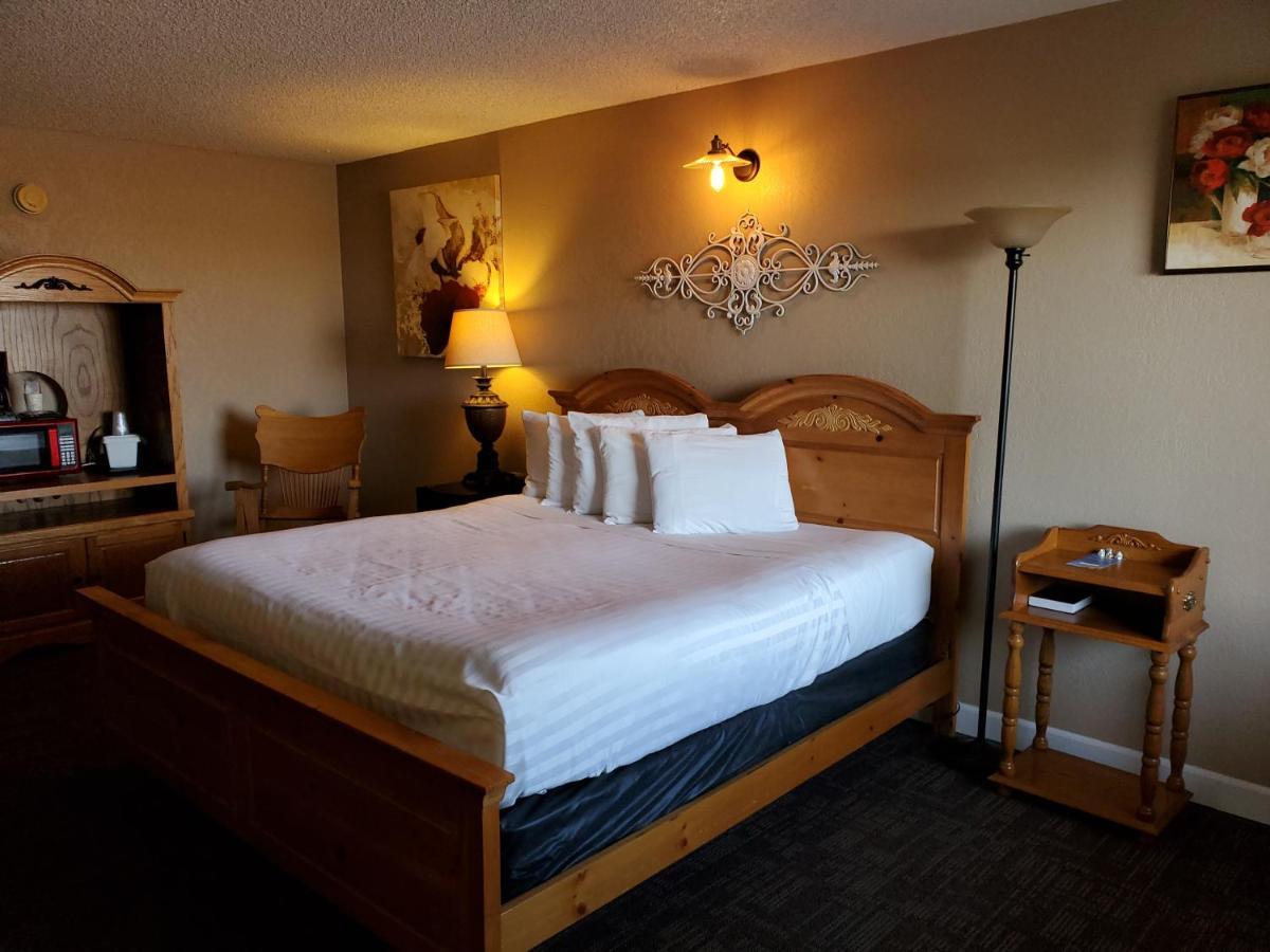 Kansas Country Inn Oakley Kültér fotó