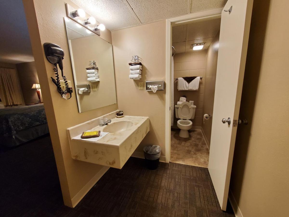 Kansas Country Inn Oakley Kültér fotó