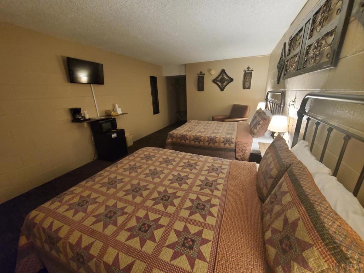 Kansas Country Inn Oakley Kültér fotó